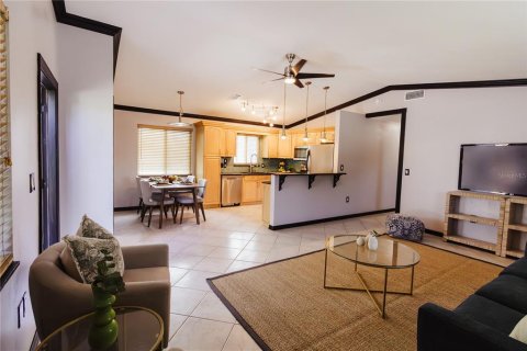 Casa en venta en Sarasota, Florida, 3 dormitorios, 134.71 m2 № 1798282 - foto 4