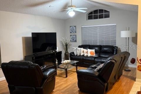 House in Orlando, Florida 3 bedrooms, 164.44 sq.m. № 2226757 - photo 4