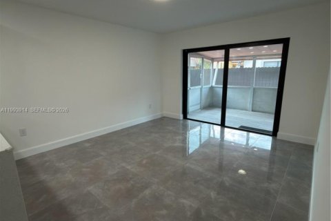 Купить виллу или дом в Майами, Флорида 4 спальни, 156.26м2, № 2066661 - фото 11