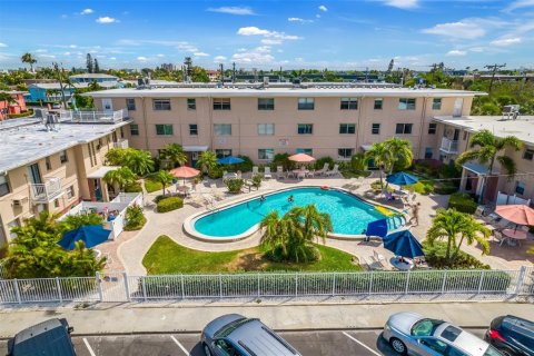 Condominio en venta en Saint Pete Beach, Florida, 3 habitaciones, 37.63 m2 № 1850170 - foto 27