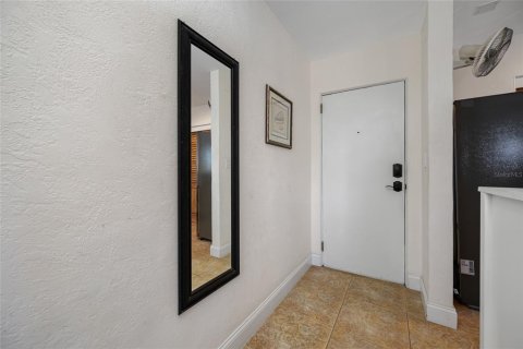 Condominio en venta en Saint Pete Beach, Florida, 3 habitaciones, 37.63 m2 № 1850170 - foto 4