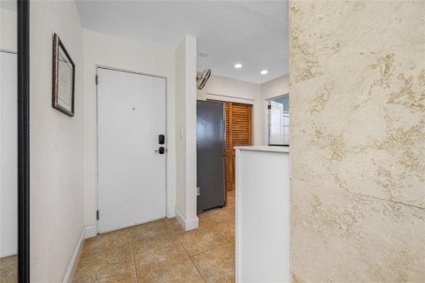 Condominio en venta en Saint Pete Beach, Florida, 3 habitaciones, 37.63 m2 № 1850170 - foto 5