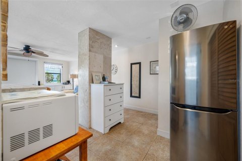 Condominio en venta en Saint Pete Beach, Florida, 3 habitaciones, 37.63 m2 № 1850170 - foto 18