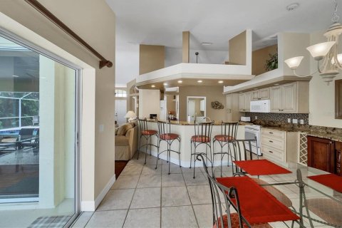 Villa ou maison à vendre à Rotonda, Floride: 5 chambres, 223.24 m2 № 2308171 - photo 15