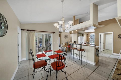 Villa ou maison à vendre à Rotonda, Floride: 5 chambres, 223.24 m2 № 2308171 - photo 14