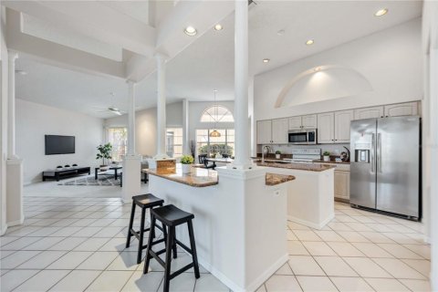 House in Sarasota, Florida 4 bedrooms, 241.64 sq.m. № 1733383 - photo 15