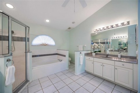 House in Sarasota, Florida 4 bedrooms, 241.64 sq.m. № 1733383 - photo 30