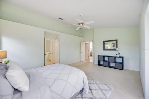 House in Sarasota, Florida 4 bedrooms, 241.64 sq.m. № 1733383 - photo 27