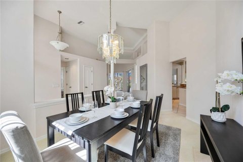 House in Sarasota, Florida 4 bedrooms, 241.64 sq.m. № 1733383 - photo 11