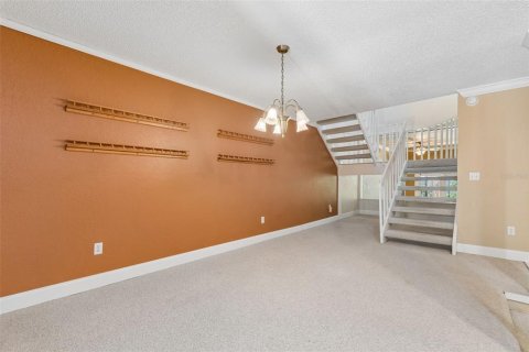 Townhouse in Saint Petersburg, Florida 4 bedrooms, 275.92 sq.m. № 2112317 - photo 26