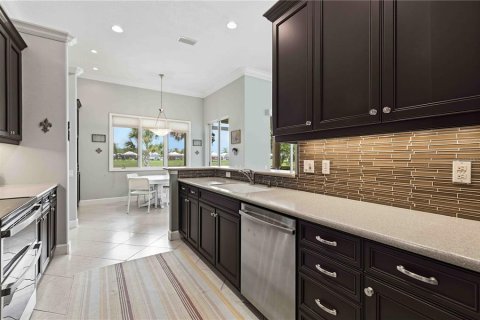 House in Bradenton, Florida 3 bedrooms, 211.07 sq.m. № 2149649 - photo 23