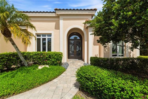 House in Bradenton, Florida 3 bedrooms, 211.07 sq.m. № 2149649 - photo 2