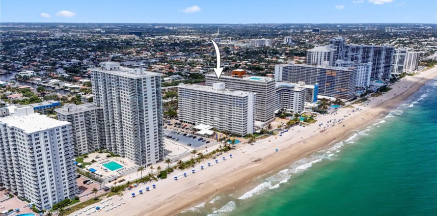 Condominio en Fort Lauderdale, Florida, 3 dormitorios  № 1172186