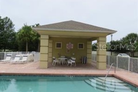 Townhouse in Bradenton, Florida 3 bedrooms, 132.76 sq.m. № 2221814 - photo 17