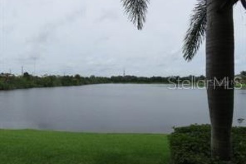 Townhouse in Bradenton, Florida 3 bedrooms, 132.76 sq.m. № 2221814 - photo 14