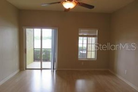 Townhouse in Bradenton, Florida 3 bedrooms, 132.76 sq.m. № 2221814 - photo 6