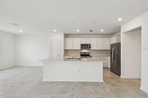 House in Lake Alfred, Florida 5 bedrooms, 242.94 sq.m. № 1569215 - photo 20
