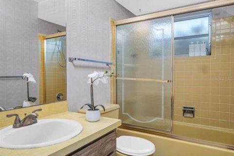 Купить виллу или дом в Палм-Харбор, Флорида 7 комнат, 90.86м2, № 1666908 - фото 14