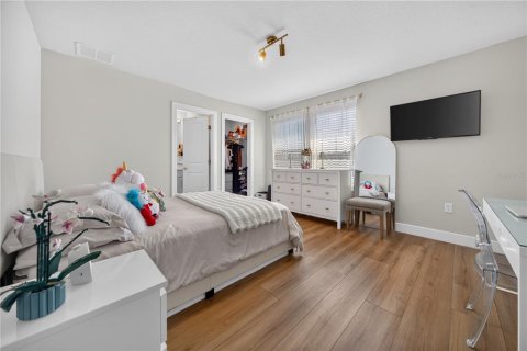 Villa ou maison à vendre à Clermont, Floride: 5 chambres, 269.42 m2 № 2425945 - photo 4