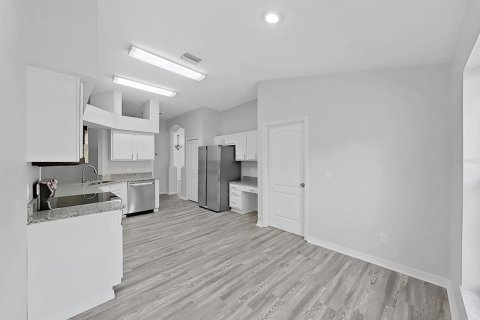 Villa ou maison à vendre à Seffner, Floride: 4 chambres, 193.14 m2 № 2324865 - photo 16