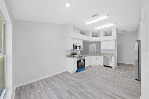 Villa ou maison à vendre à Seffner, Floride: 4 chambres, 193.14 m2 № 2324865 - photo 17