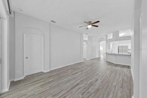 Villa ou maison à vendre à Seffner, Floride: 4 chambres, 193.14 m2 № 2324865 - photo 21