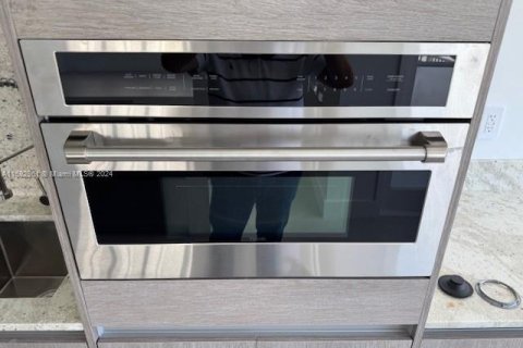 Снять в аренду кондоминиум в Авентура, Флорида 2 спальни, 149.11м2, № 1812134 - фото 3