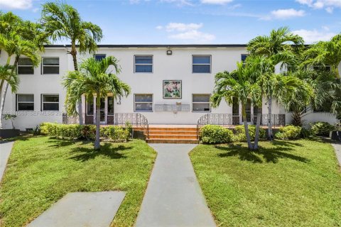 Appartement à louer à Miami, Floride: 2 chambres № 1997828 - photo 4