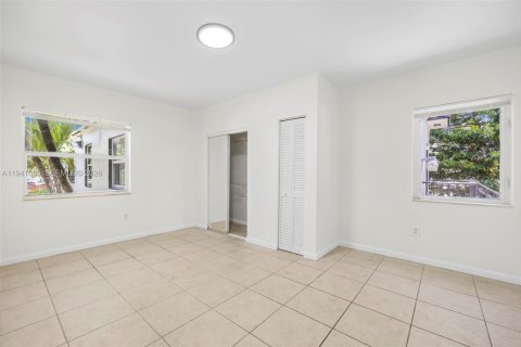 Appartement à louer à Miami, Floride: 2 chambres № 1997828 - photo 10