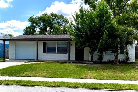 Villa ou maison à Holiday, Floride 3 chambres, 100.06 m2 № 2399413