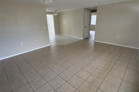 Villa ou maison à louer à Holiday, Floride: 3 chambres, 100.06 m2 № 2399413 - photo 5