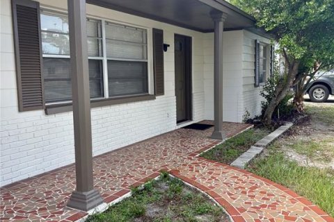 Villa ou maison à louer à Holiday, Floride: 3 chambres, 100.06 m2 № 2399413 - photo 2