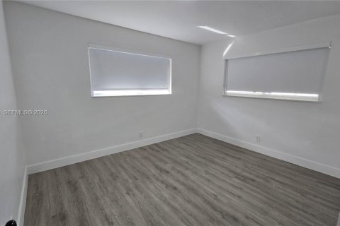 Villa ou maison à louer à Hollywood, Floride: 3 chambres, 143.91 m2 № 2085659 - photo 28