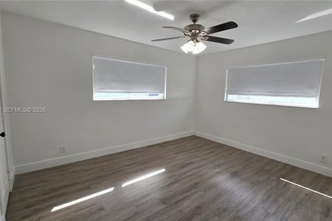 Villa ou maison à louer à Hollywood, Floride: 3 chambres, 143.91 m2 № 2085659 - photo 22