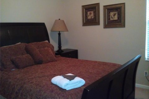House in Kissimmee, Florida 6 bedrooms, 331.48 sq.m. № 2216368 - photo 14