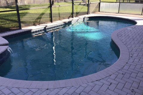 House in Kissimmee, Florida 6 bedrooms, 331.48 sq.m. № 2216368 - photo 22