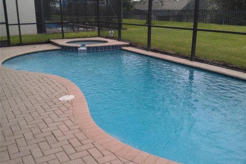 House in Kissimmee, Florida 6 bedrooms, 331.48 sq.m. № 2216368 - photo 23