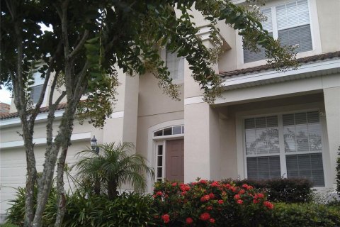 House in Kissimmee, Florida 6 bedrooms, 331.48 sq.m. № 2216368 - photo 3