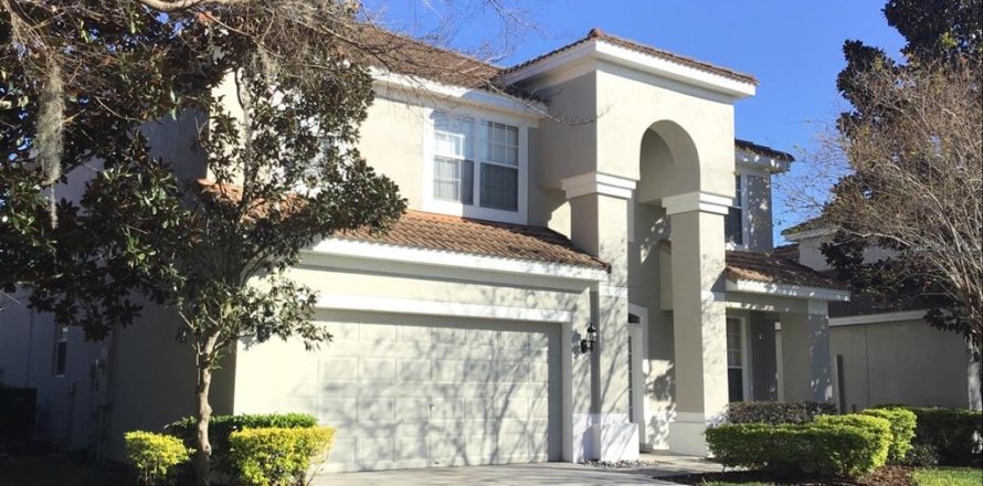 House in Kissimmee, Florida 6 bedrooms, 331.48 sq.m. № 2216368