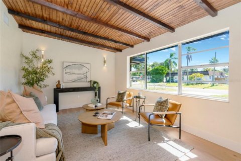 Villa ou maison à vendre à Tampa, Floride: 2 chambres, 82.5 m2 № 2430460 - photo 7