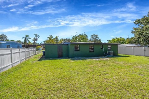 Villa ou maison à vendre à Tampa, Floride: 2 chambres, 82.5 m2 № 2430460 - photo 28