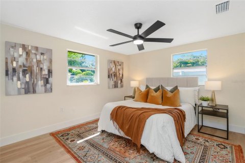 Villa ou maison à vendre à Tampa, Floride: 2 chambres, 82.5 m2 № 2430460 - photo 19