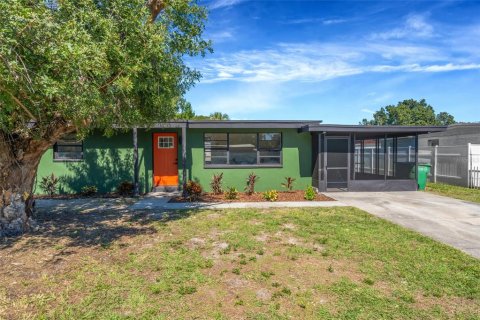 Villa ou maison à Tampa, Floride 2 chambres, 82.5 m2 № 2430460