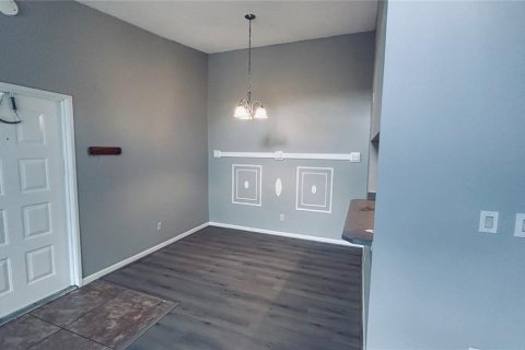 Condominio en alquiler en Orlando, Florida, 2 dormitorios, 98.85 m2 № 1835582 - foto 3