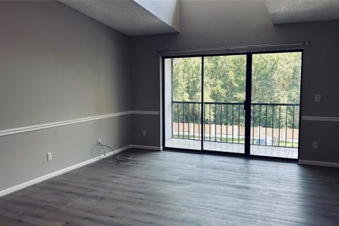 Condominio en alquiler en Orlando, Florida, 2 dormitorios, 98.85 m2 № 1835582 - foto 4
