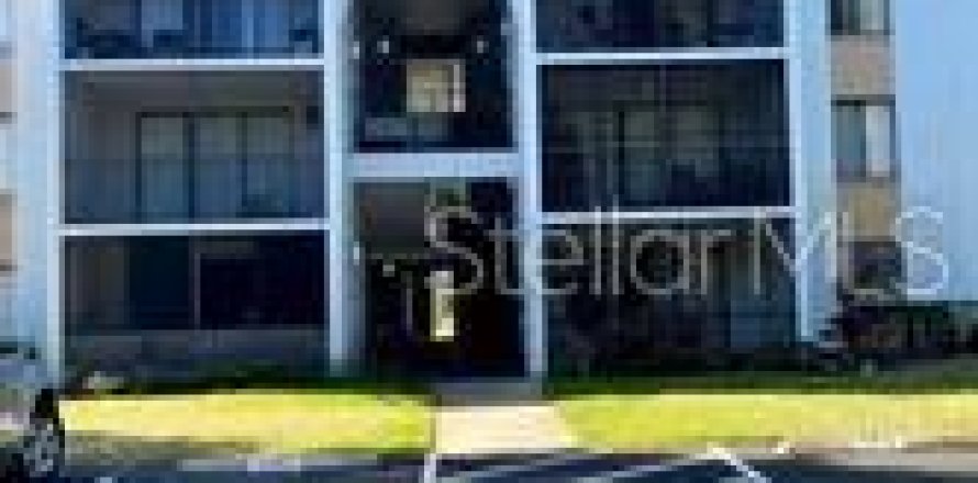 Condominio en Orlando, Florida, 2 dormitorios № 1835582
