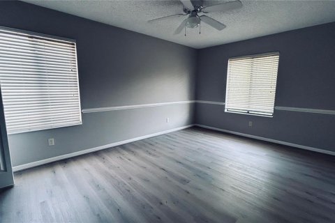 Condominio en alquiler en Orlando, Florida, 2 dormitorios, 98.85 m2 № 1835582 - foto 8