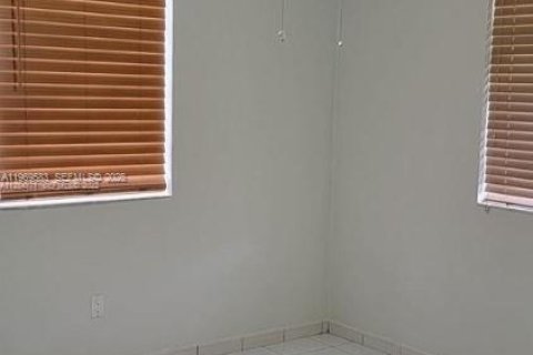 Villa ou maison à louer à Miami, Floride: 4 chambres, 171.22 m2 № 2042228 - photo 19