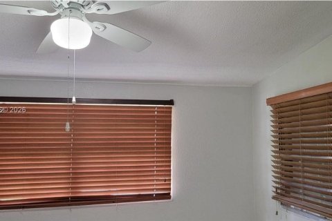 Villa ou maison à louer à Miami, Floride: 4 chambres, 171.22 m2 № 2042228 - photo 20