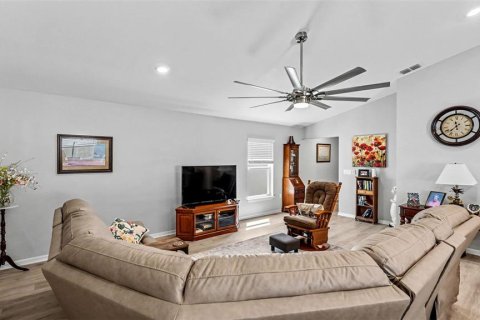 Villa ou maison à vendre à Winter Haven, Floride: 3 chambres, 141.68 m2 № 2395627 - photo 5